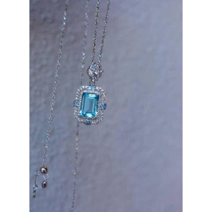 Sprankelende blauwe topaz vierkante hanger ketting