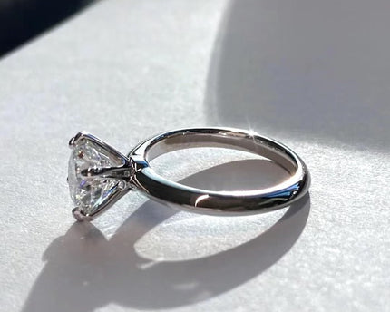 Timeless 6 Claws Solitaire Rings - Moissanite Stone