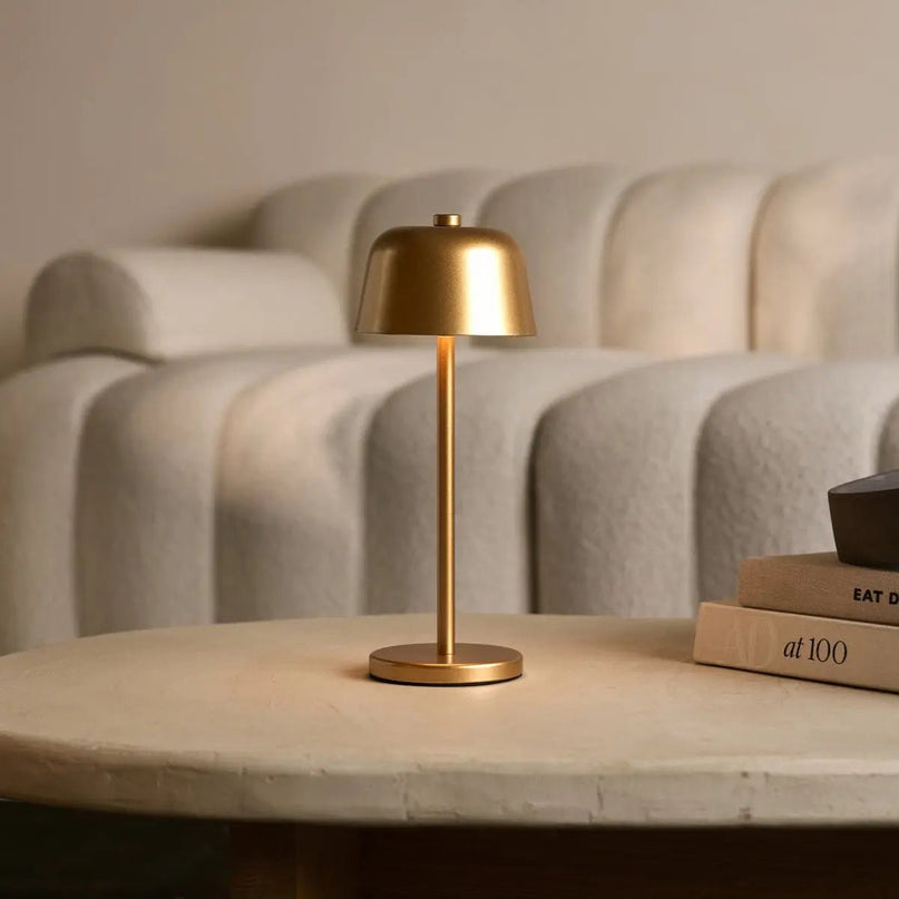 Anton Goud Oplaadbare Tafellamp | Strakke en draadloze verlichting