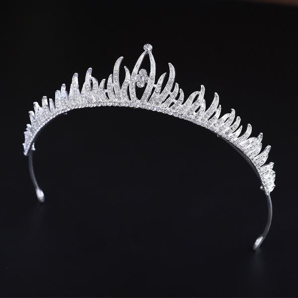 Koningin stijl koninklijke elegantie bruiloft tiara's