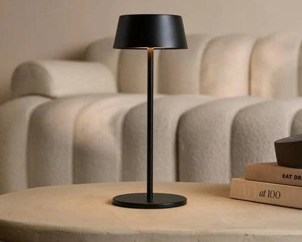 Hugo Midnight Black oplaadbare tafellamp - dimbaar, stijlvol en draadloos