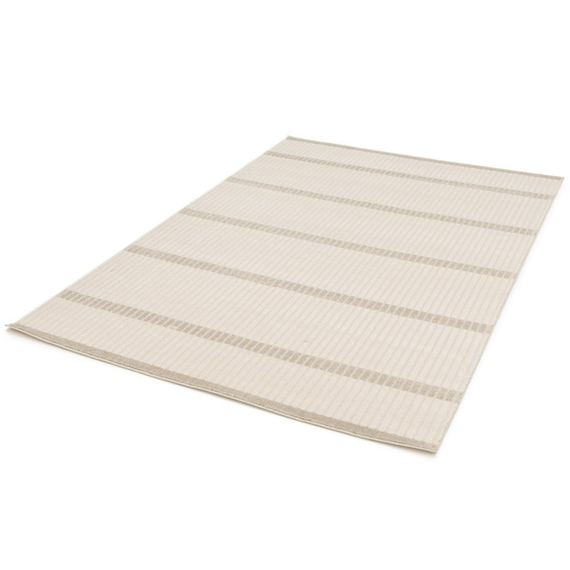 Zachte en comfortabele en grafisch tapijt linea