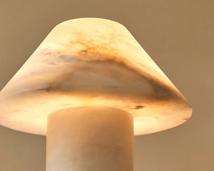 Eleonora stijlvolle albasten lamp – handgemaakt, uniek ontwerp met zachte gloed