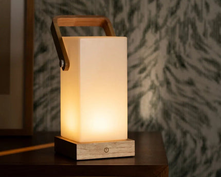 Harper lichtbruine houten lamp – draadloze oplaadbare tafellamp met handvat
