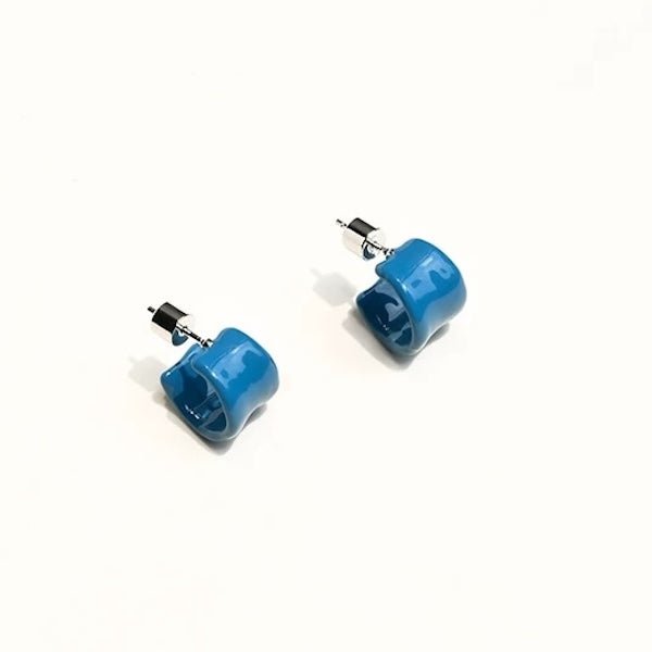 Moderne vintage blauwe emaille hoepels