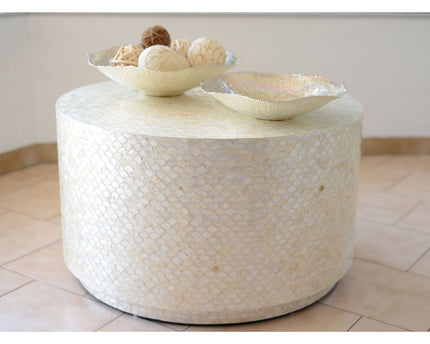Parelwitte salontafel 76x76x44cm