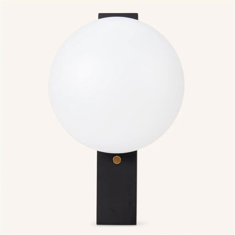 Matthew Black draadloze houten wandlamp – Oplaadbaar en dimbaar