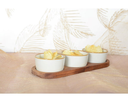 Aperitief set van 3 kopjes op houten plateau 29x10cm