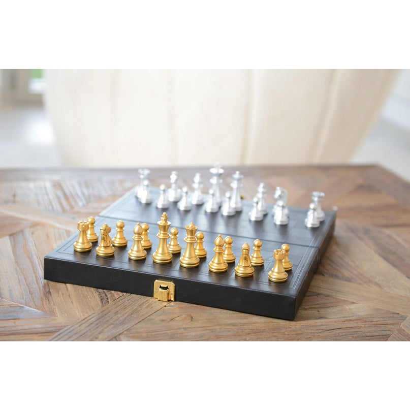 Backgammon -spel/faalspel in een zwarte imitatie lederen hoesje