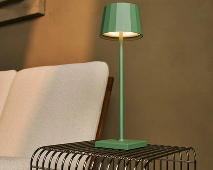 Wouter salie groen oplaadbare tafellamp-draadloos opladen, dimable, 120 uur batterijduur