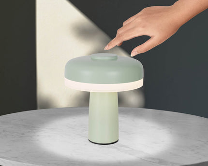 Draadloos tafellicht "Pilu", 16,5 cm hoog, boven Ø van 15 cm, metaal in mint, wit plastic, geïntegreerde LED's, 280 lumen, dimbaar door aanraaksensor, warm wit wit wit