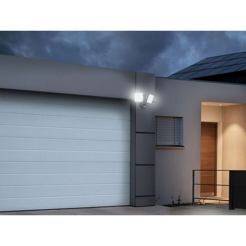 LED externe wandlamp "Jaro" met 360 ° bewegingsdetector, gemaakt van plastic in antraciet, met geïntegreerde LED