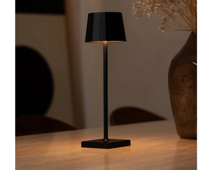 William Black oplaadbare ijzeren tafellamp – 120 uur batterij, dimbaar, opladen via USB-C