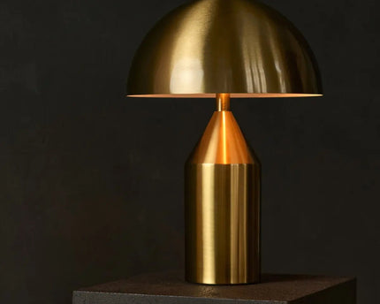 Otto Gold Dressoir Lamp – Stijlvolle metalen tafellamp voor elke kamer