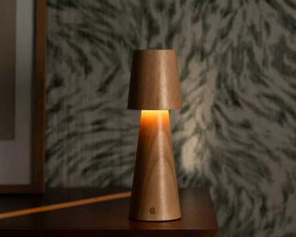 Lucas oplaadbare tafellamp – draadloos, dimbaar en opladen via USB-C