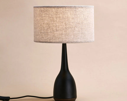 Jacob zwarte lamp met beige kap – elegante en warme verlichting