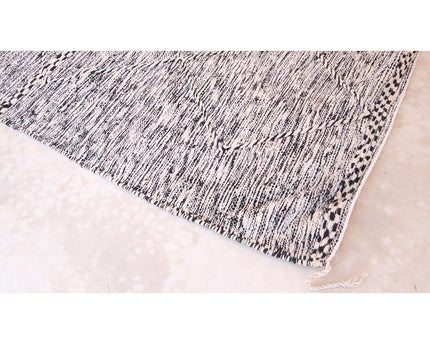 Zuiver wollen Marokkaans Kelim Berber tapijt 206 x 338 cm