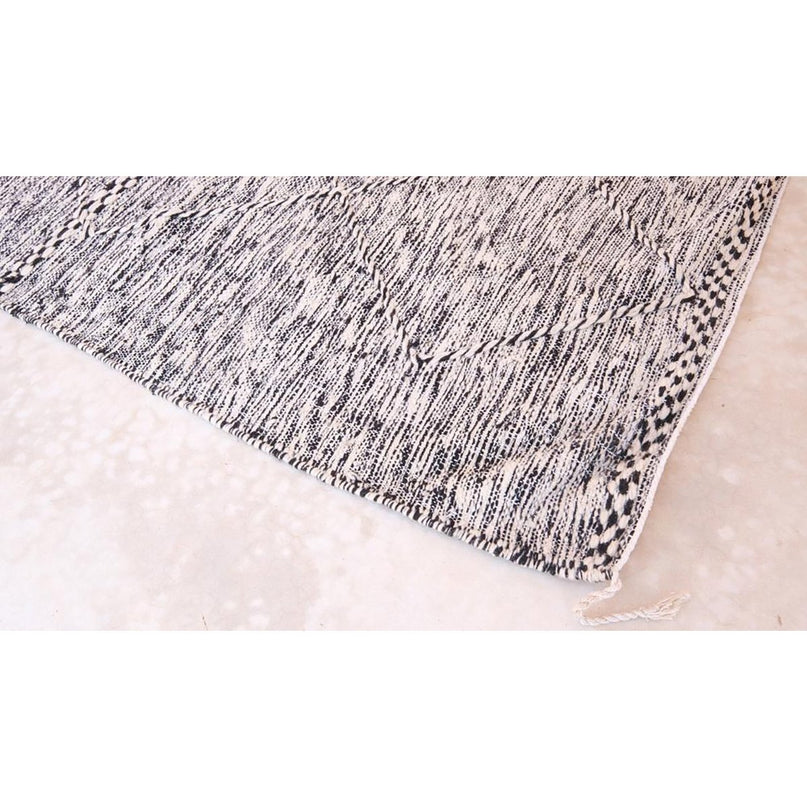 Zuiver wollen Marokkaans Kelim Berber tapijt 206 x 338 cm