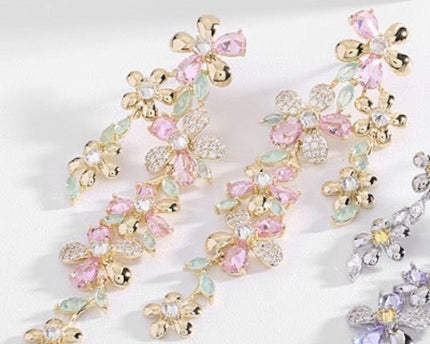 Elegante oogverblindende Bloom Longline oorbellen