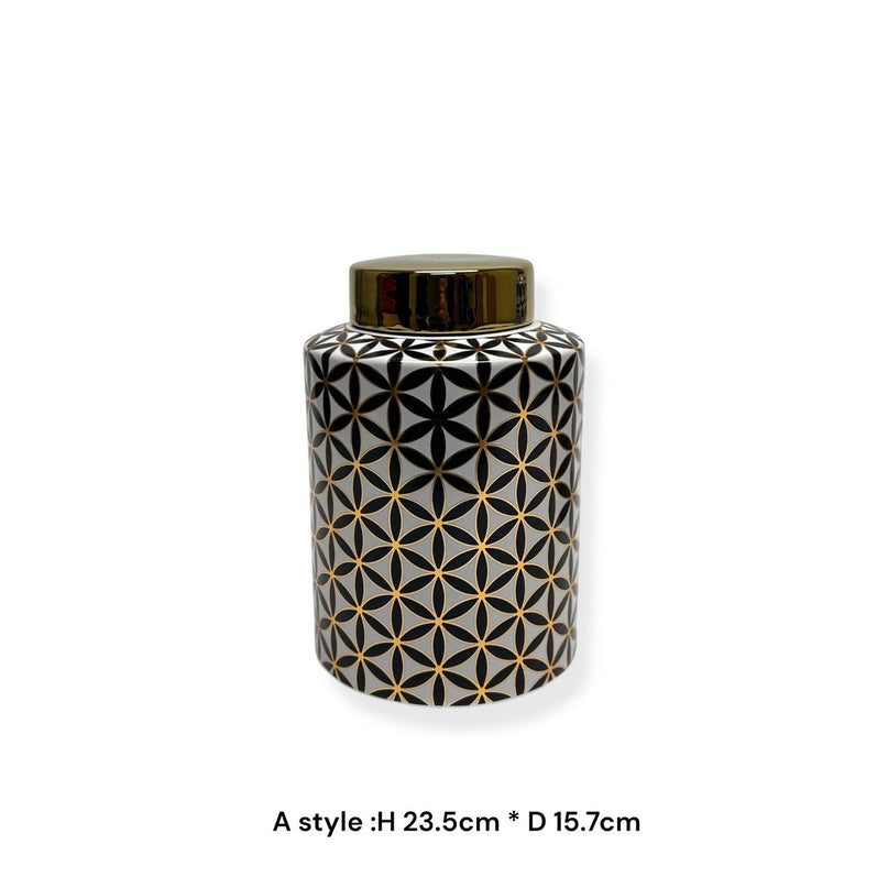 Gouden busje met klavertje zes