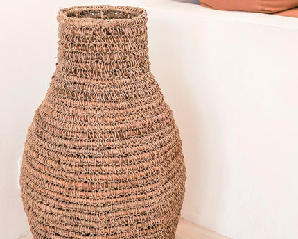 Geweven Boho Vaas SAKRA gemaakt van bananenvezels en raffia