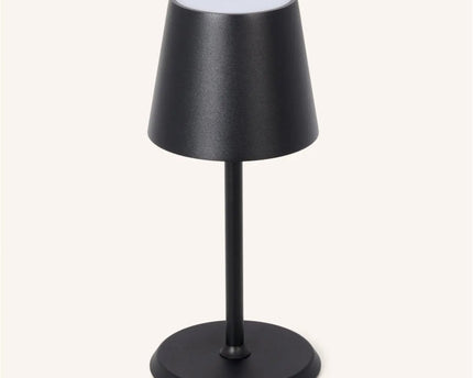 James Black oplaadbare ijzeren tafellamp – draadloos, dimbaar en elegant