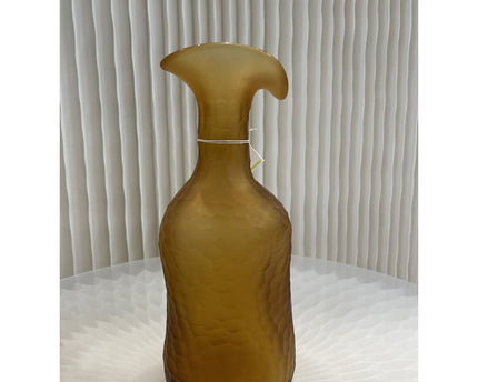 vintage amberkleurige glazen vaas klein formaat: H30cm B: 7cm