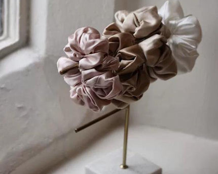 Luxe 100% zijden haarscrunchie - 6 cm breed