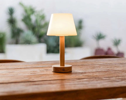 Zoë Lichtbruine Houten Oplaadbare Tafellamp | Dimbaar, USB-C, batterijduur van 80 uur