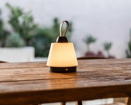 Liv donkerbruine oplaadbare lamp – leren band, dimbaar, 3 lichtmodi, draadloos