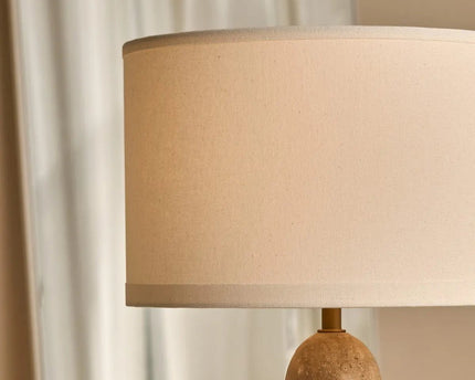 Isla travertijnlamp met katoenen kap – elegant en tijdloos