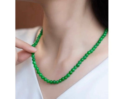 Tijdloze levendige groene jade kralen ketting