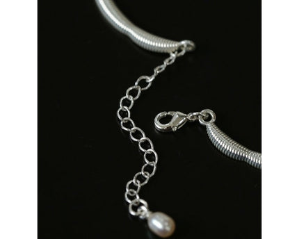 Elegante kanten bloemversiering parelketting