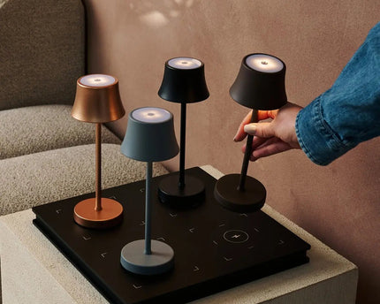 De pijp mini mokka bruin oplaadbare tafellamp - draadloos opladen, dimbare lamp en 3 lichte kleuren