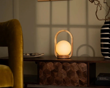 Skye Lichtbruine Houten Snoerloze Lamp | Oplaadbaar en dimbaar ontwerp