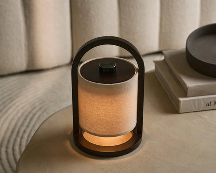 River Donkerbruine Draadloze Houten Lamp – Oplaadbaar & Dimbaar
