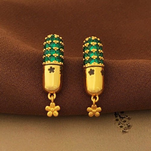Capsule Design Oorbellen met Groene Stenen