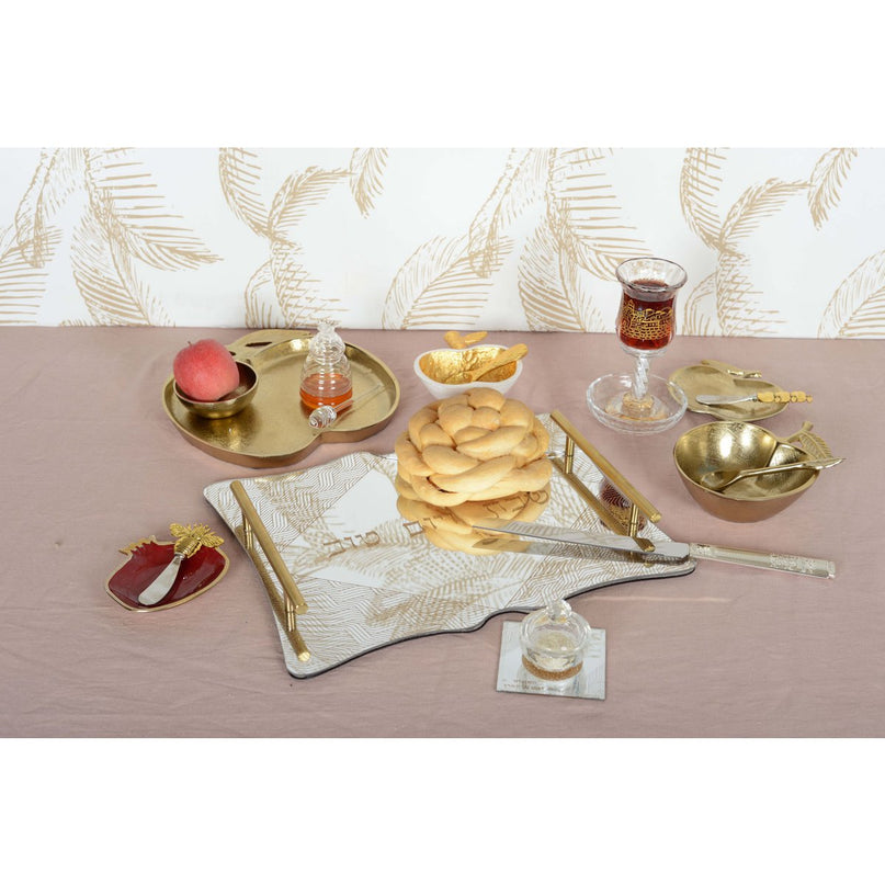 Rode granaatappelbeker met gouden randen 11x11x1.5 cm