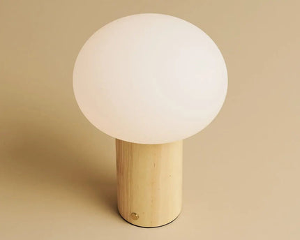 Sam lichtbruine houten tafellamp met glas en oplaadbare batterij | Dimbare en veelzijdige verlichting