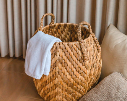 Grote wasmand opbergmand decoratieve mand ronde mand mand WAYAG van geweven waterhyacint met beige en bruin zigzagpatroon