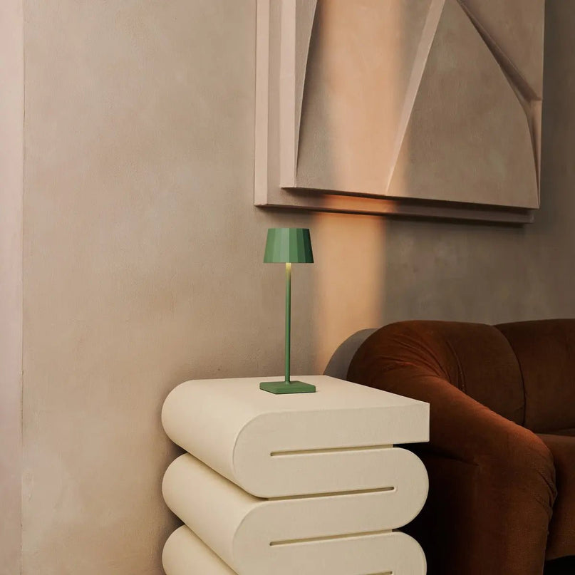 Wouter salie groen oplaadbare tafellamp-draadloos opladen, dimable, 120 uur batterijduur