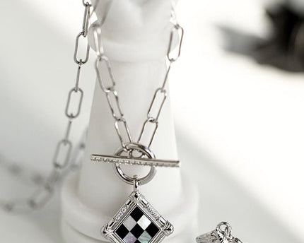 Moderne galerij - Vintage stijl geruite ketting