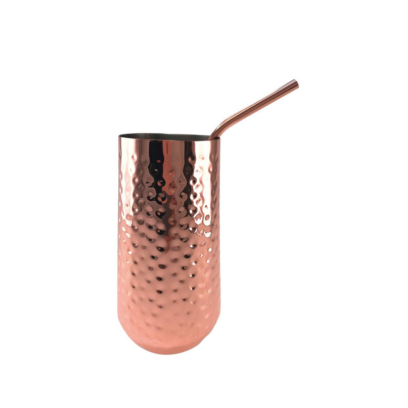 Cocktailglas met koperen rietje