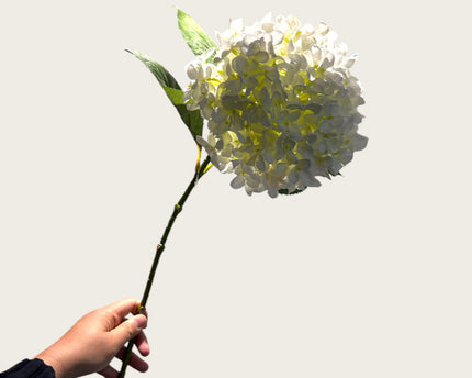 Kortstengelige frisse hortensia | Zijden kunstbloem | Lengte 47cm  1pcs