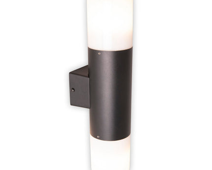 Buiten wandlamp "Torcia" 32 cm hoog gemaakt van metaal en plastic in zwart, E27