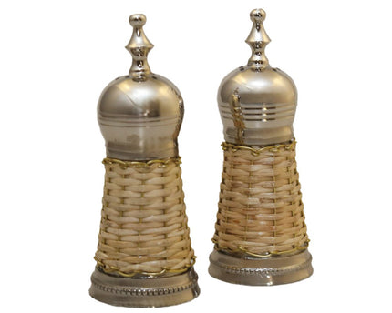 Beige rieten zout en peper