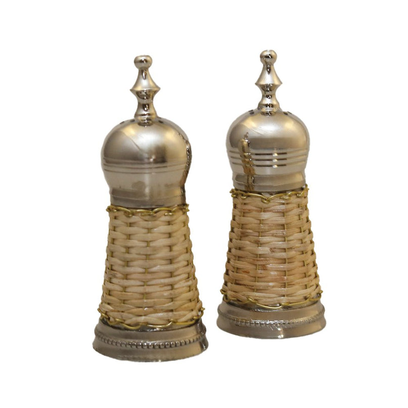Beige rieten zout en peper
