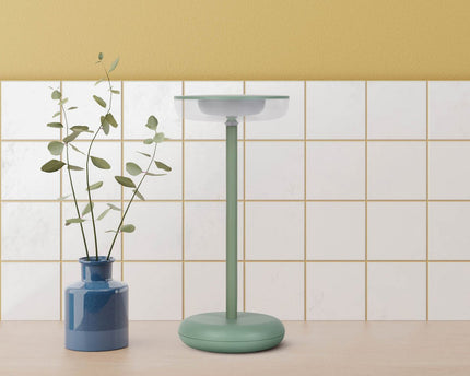 Noteloze tabletlamp "PASI" voor buiten en binnen, gemaakt van metaal en plastic in mint, dimbaar, met aanraking en geheugenfunctie, ca. 26 cm hoog