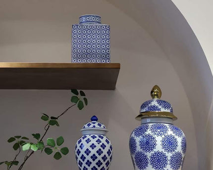 Blauw-witte porseleinen bloemenvaas (vierkante stijl)