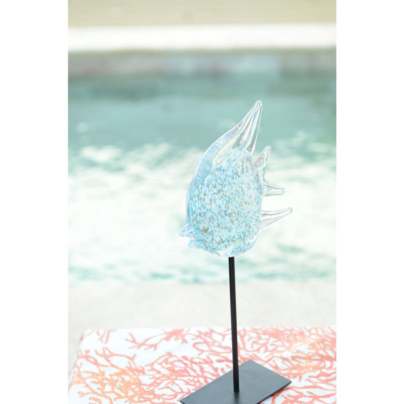 Decoratief blauw glas en transparant metaal